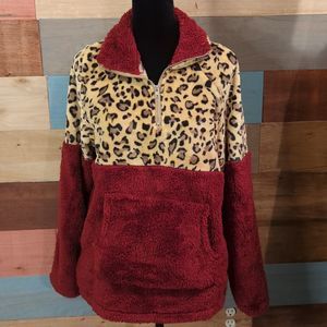 XL super soft fuzzy leopard and burgundy pullover sweatshirt